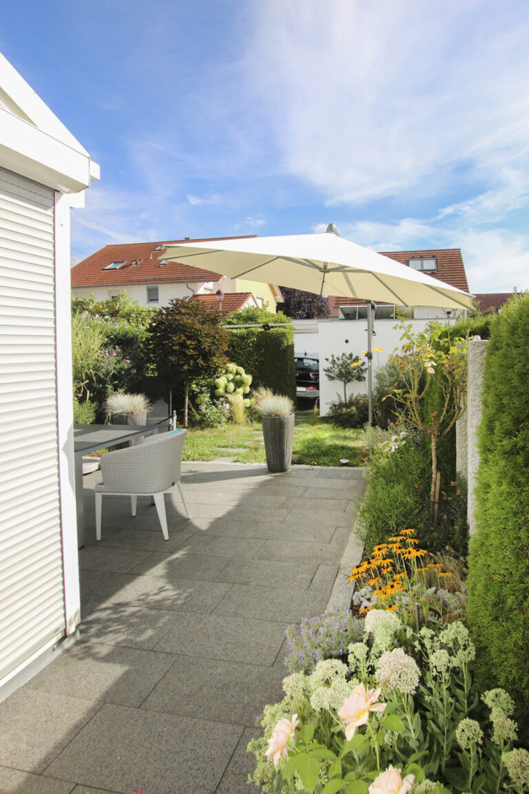 Ein sonniger Garten