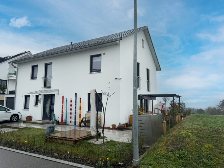 Haus in Rand- und Aussichstlage