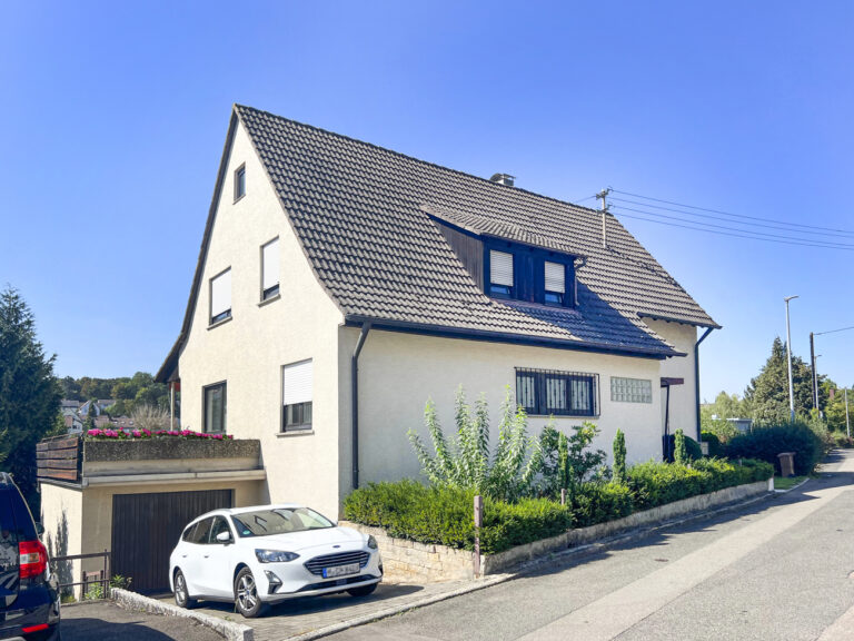 Haus und Garage